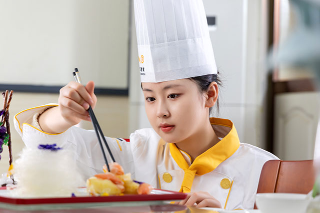 學(xué)費(fèi)便宜≠好職校！別讓低學(xué)費(fèi)蒙蔽雙眼！優(yōu)質(zhì)職校如何選？看這里！