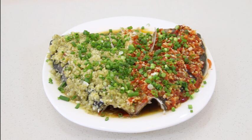 剁椒魚(yú)頭<